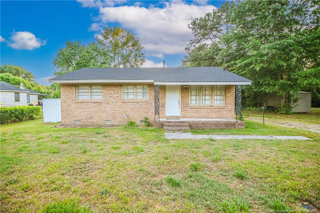 437 N Caledonia Road Property Photo 1
