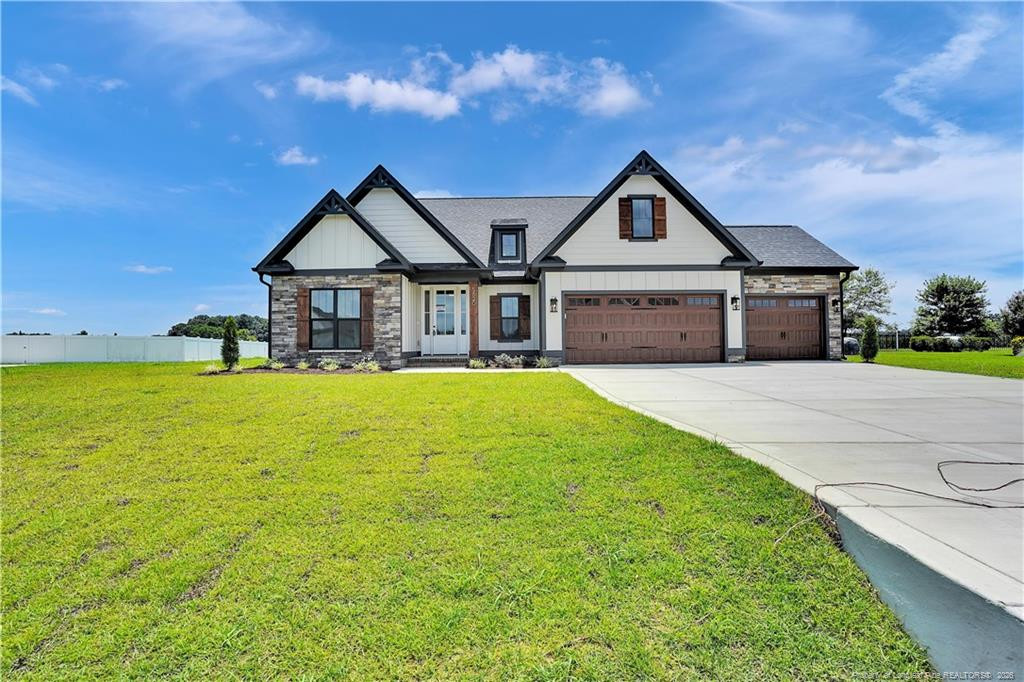 5820 Dottie Circle Property Photo 1