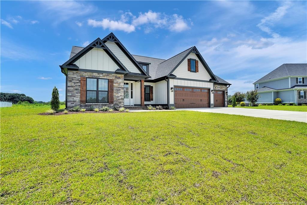 5820 Dottie Circle Property Photo 3