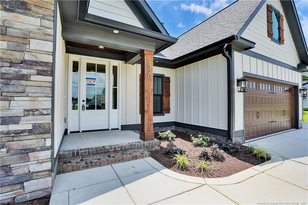 5820 Dottie Circle Property Photo 4