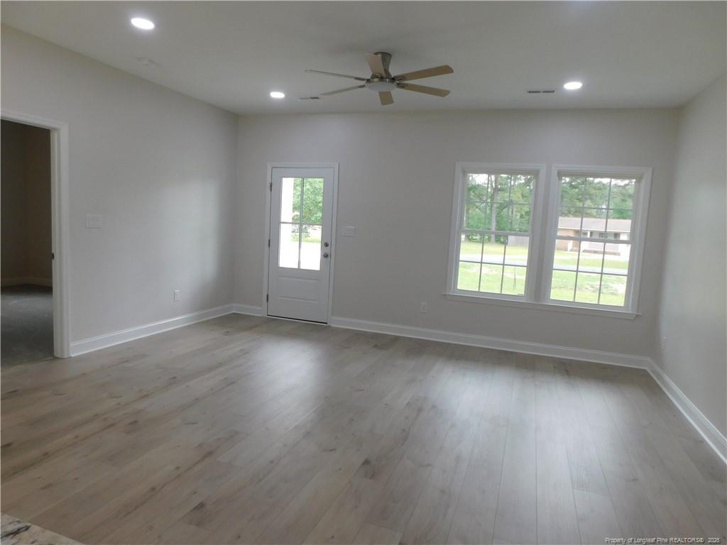 605 5th Street Property Photo 4
