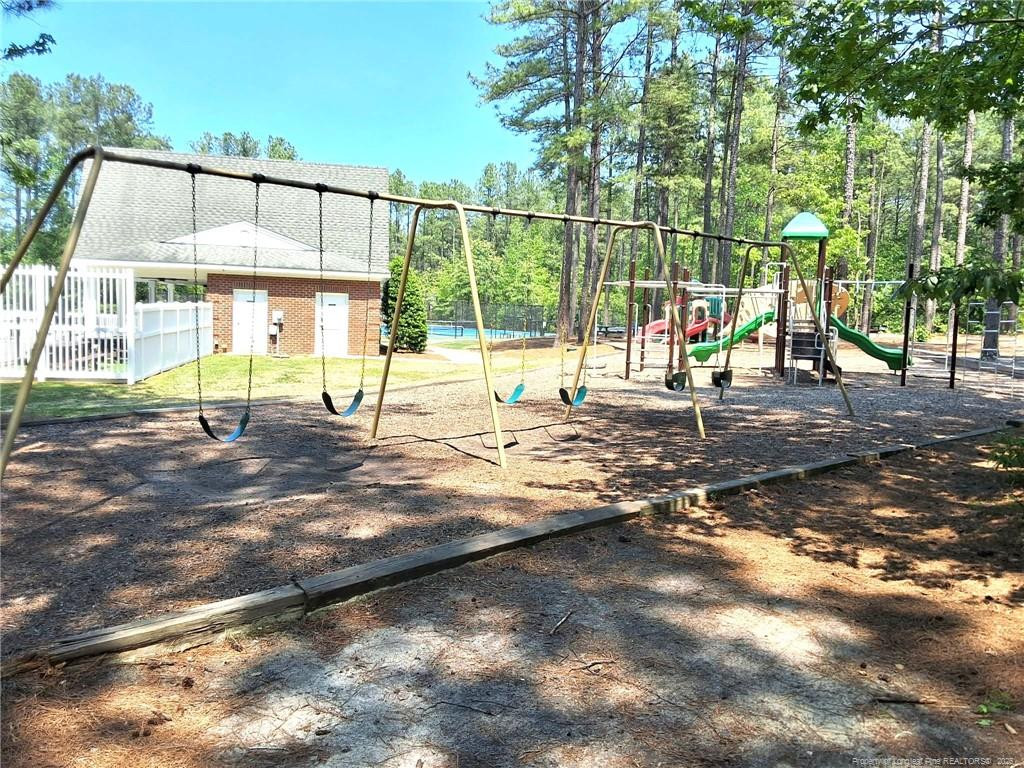 260 Gallery Drive Property Photo 40