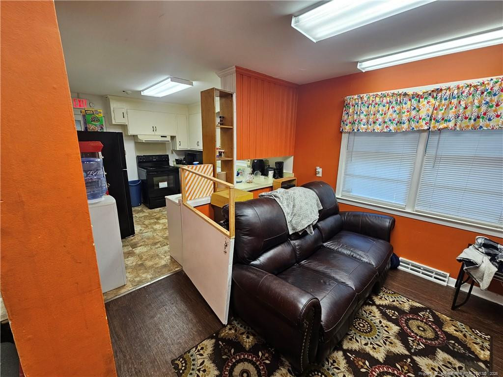 1448 Pamalee Drive Property Photo 6