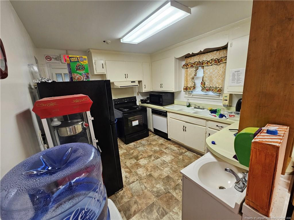 1448 Pamalee Drive Property Photo 7