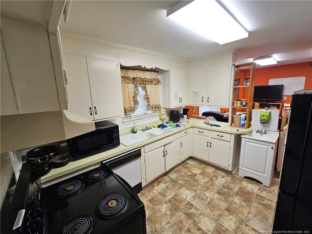 1448 Pamalee Drive Property Photo 8