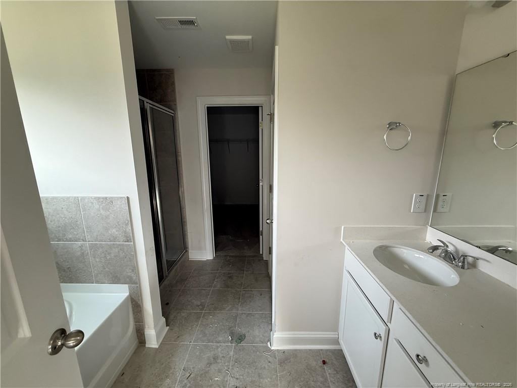 605 Grand Griffon Way Property Photo 6