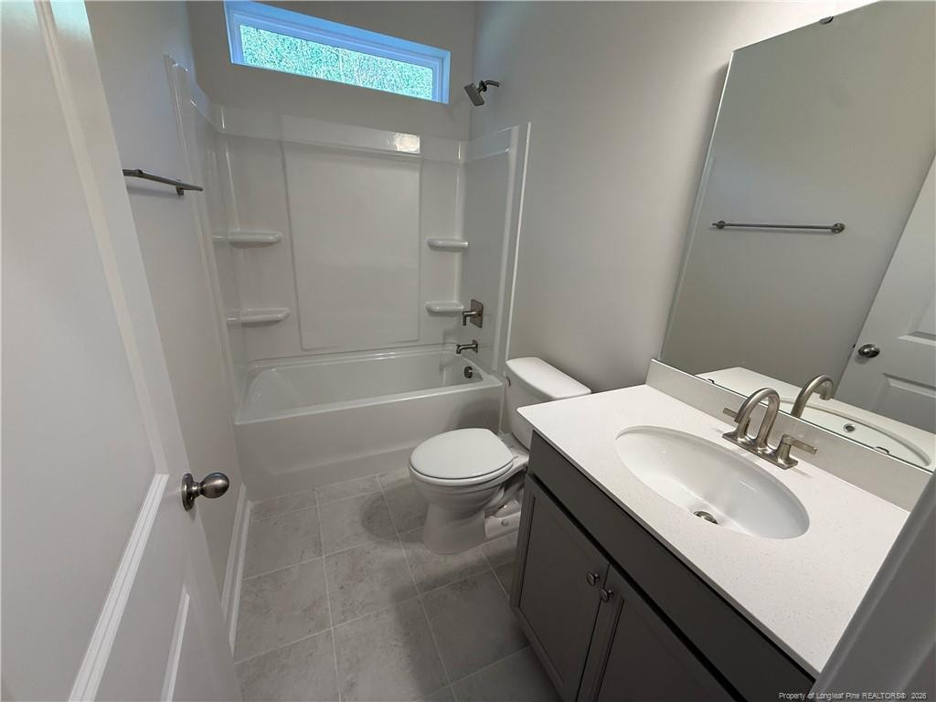 517 Grand Griffon Way Property Photo 8