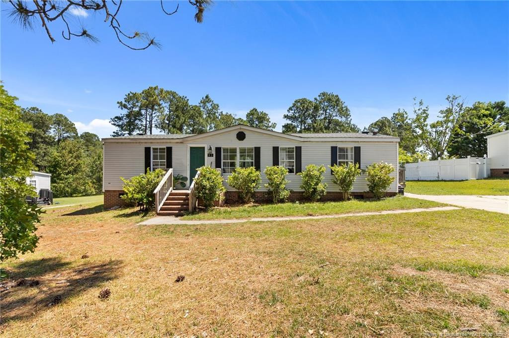93 Castle Wood Property Photo 1