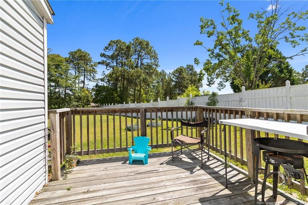 93 Castle Wood Property Photo 20