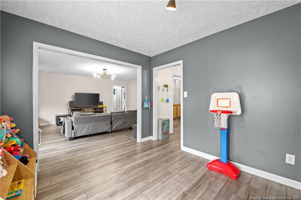 4949 Yorkchester Drive Property Photo 8
