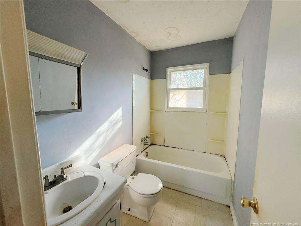 5503 River Road Property Photo 7