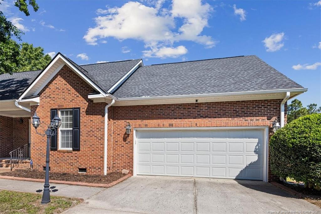 321 Stone Cross Drive Property Photo 4