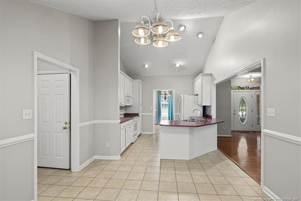 321 Stone Cross Drive Property Photo 11
