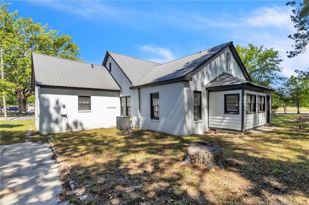203 Trinity Street Property Photo 34