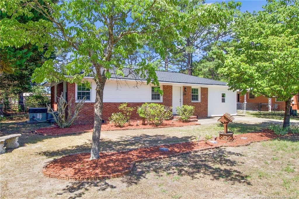 1826 Wayne Lane Property Photo 1