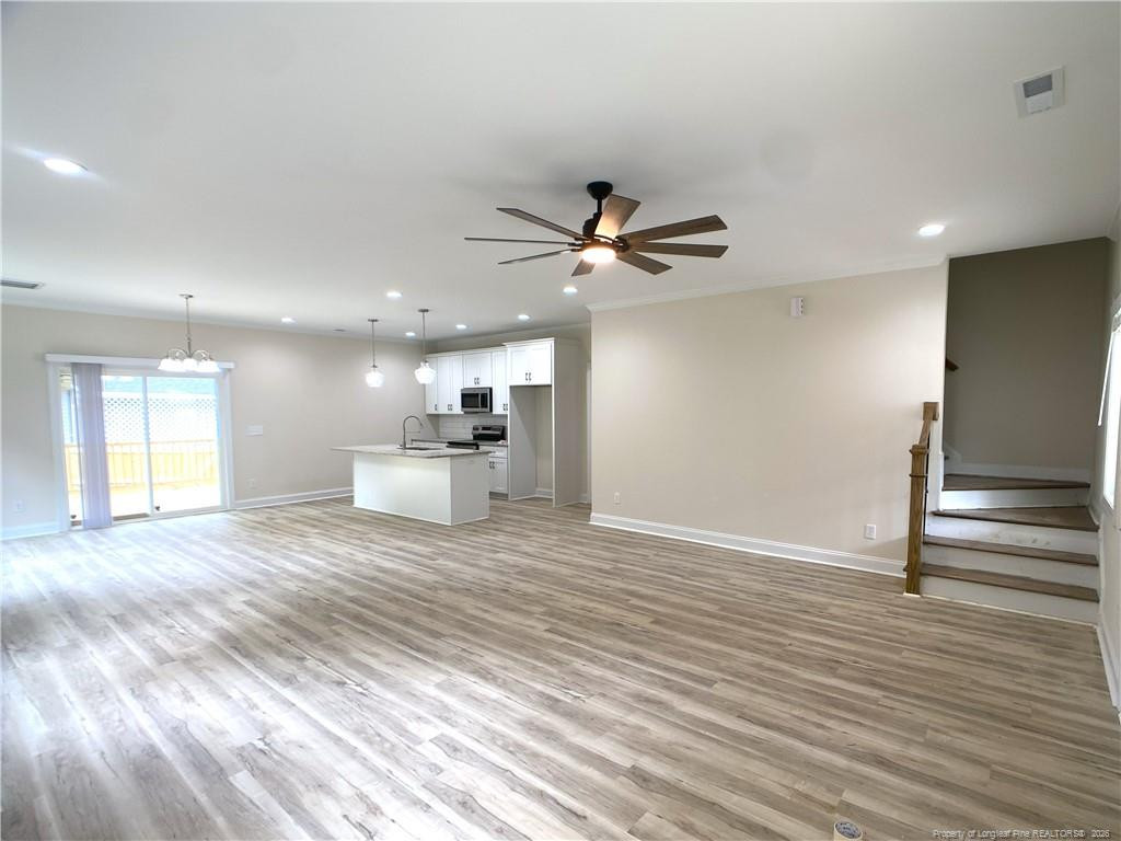 2421 Colgate Drive Property Photo 3