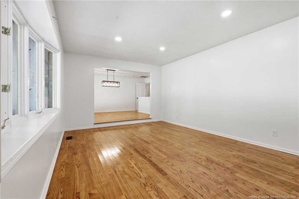 217 Temple Avenue Property Photo 4