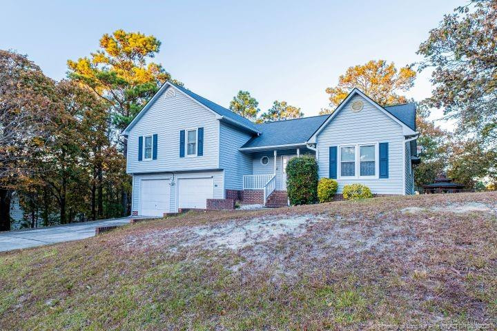 648 Lakeridge Drive Property Photo 2