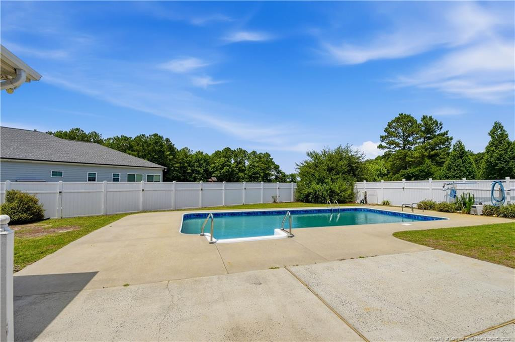 44 Oak Hill Drive Property Photo 5