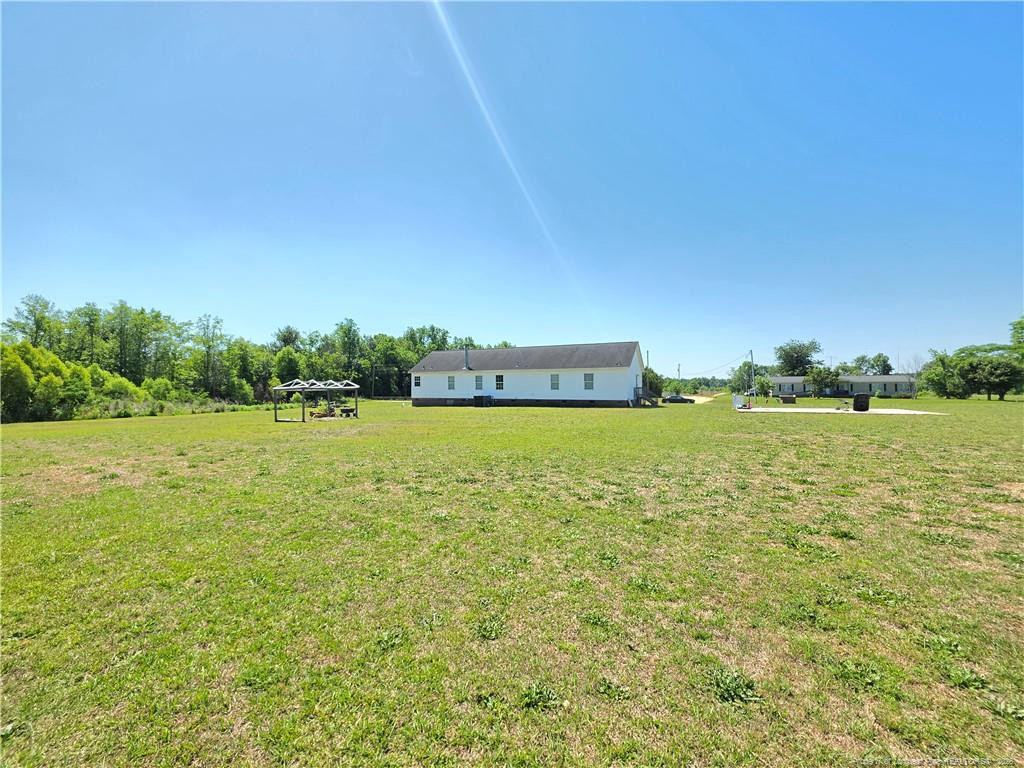 550 Thomas Drive Property Photo 2