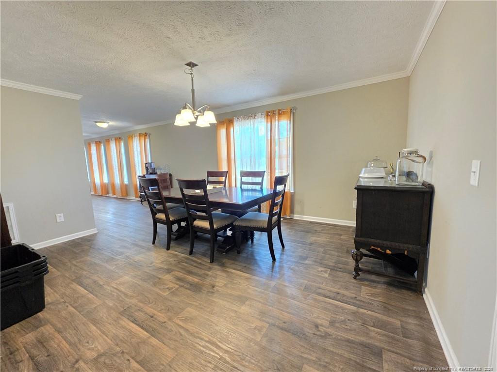 550 Thomas Drive Property Photo 8