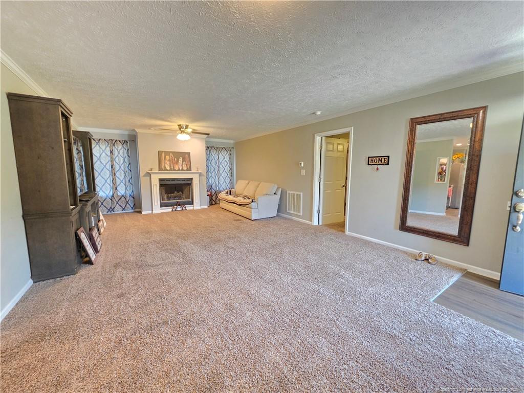 550 Thomas Drive Property Photo 10