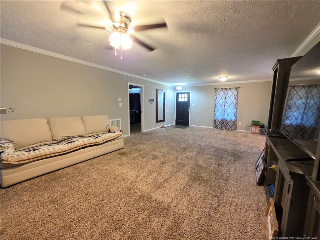 550 Thomas Drive Property Photo 12