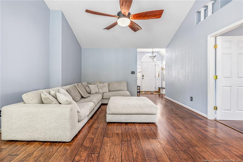 7736 Redwood Avenue Property Photo 6