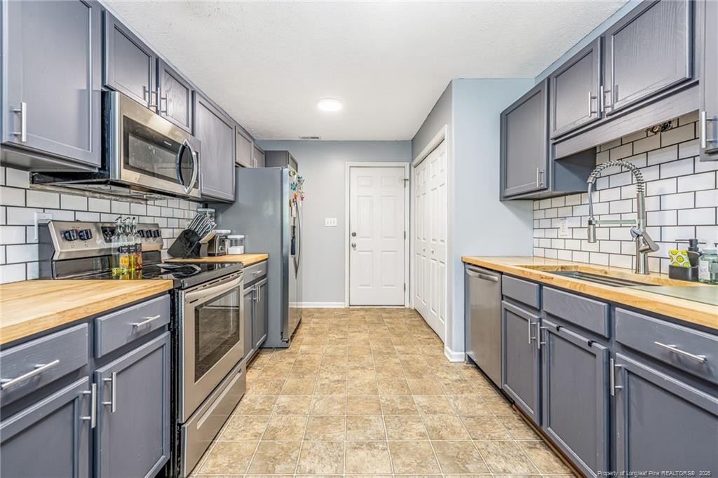 7736 Redwood Avenue Property Photo 10