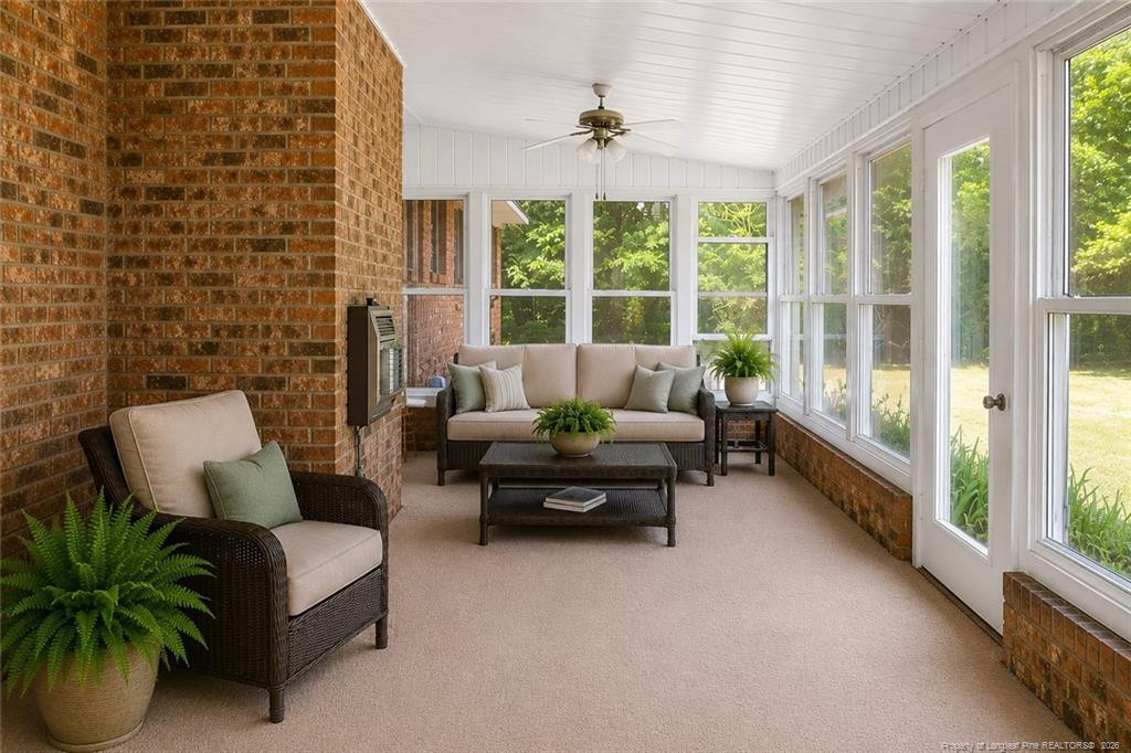 300 Par Lane Property Photo 6
