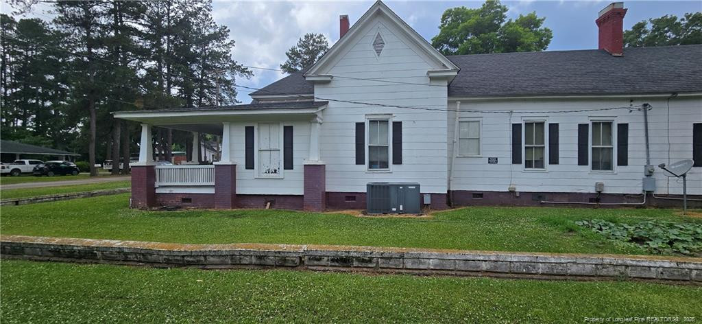 203 E Jackson Street Property Photo 2