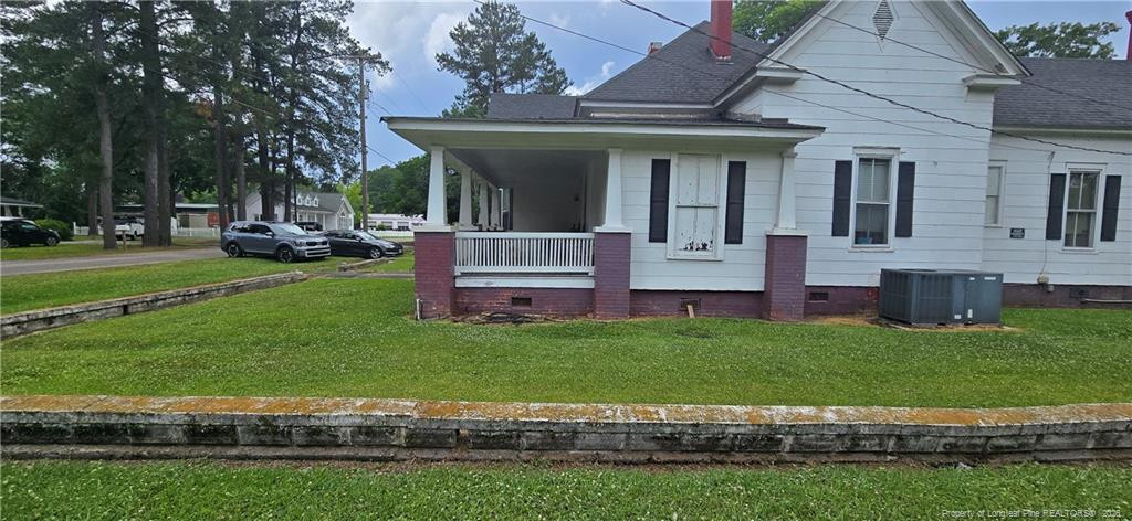 203 E Jackson Street Property Photo 3