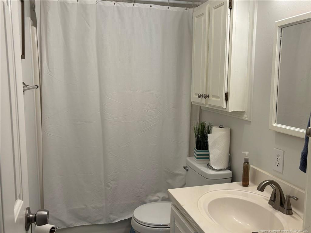 2508 N Roberts Avenue N Property Photo 16