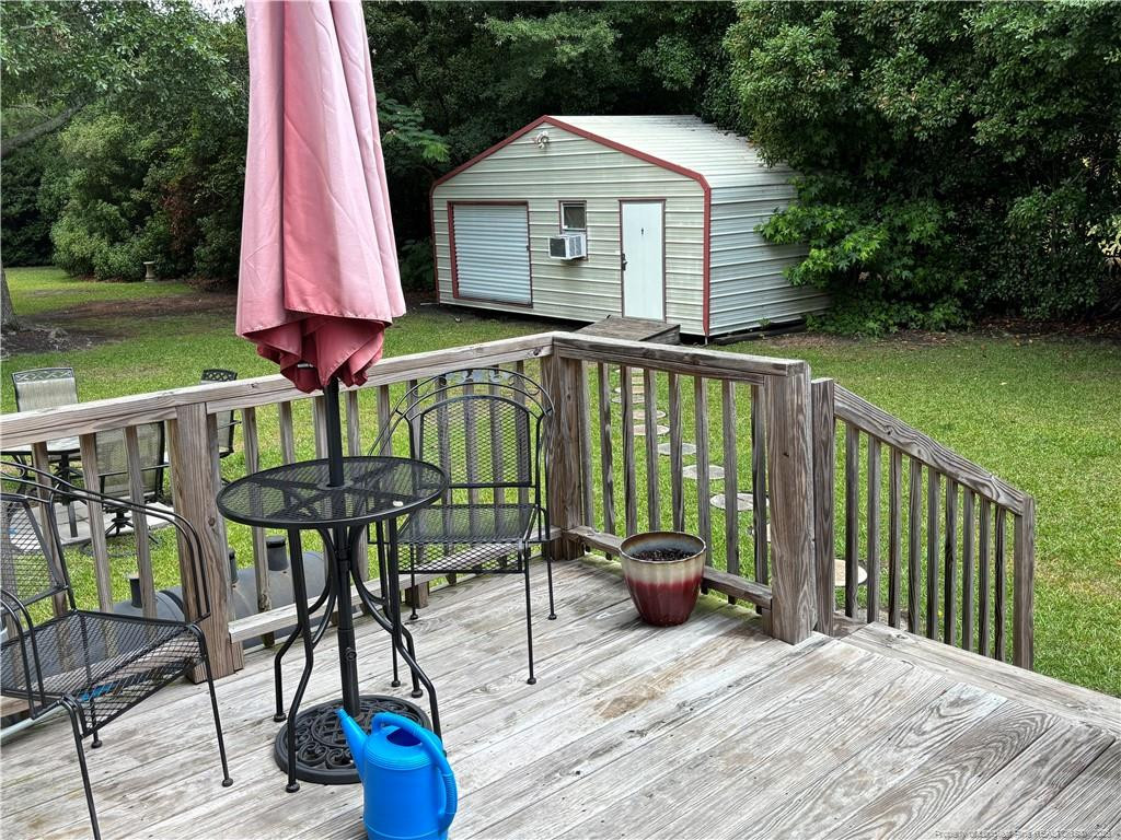 2508 N Roberts Avenue N Property Photo 19
