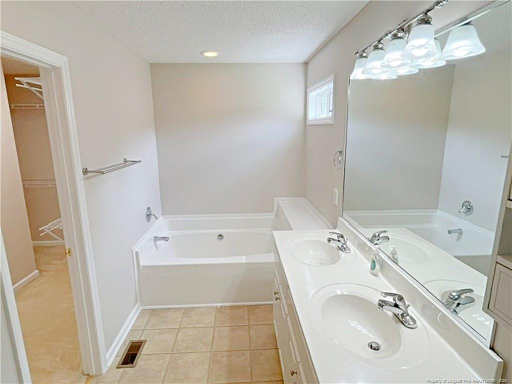511 N Franklin Drive Property Photo 28