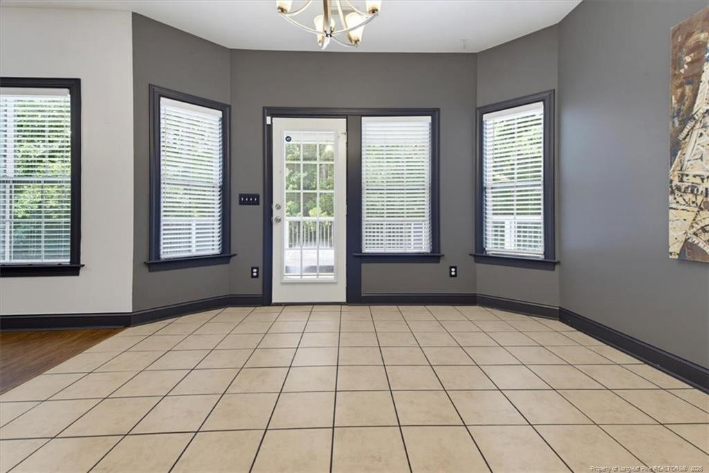 731 Century Drive Property Photo 10