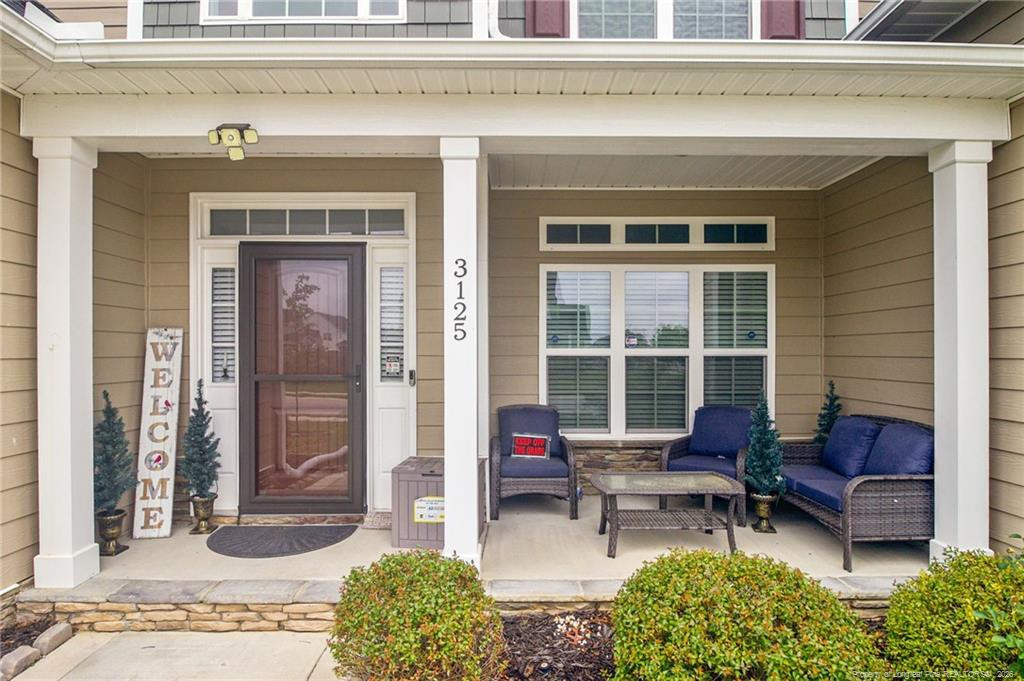 3125 Cragburn Place Property Photo 4
