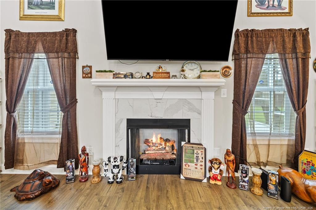 3125 Cragburn Place Property Photo 11