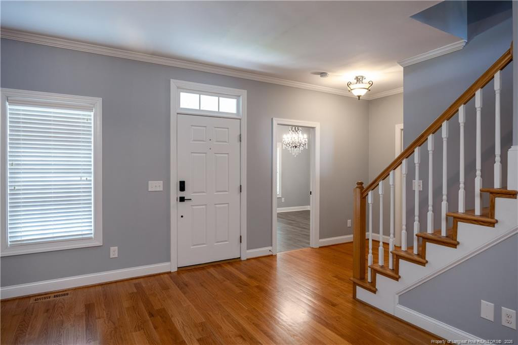 294 Pinecroft Drive Property Photo 4
