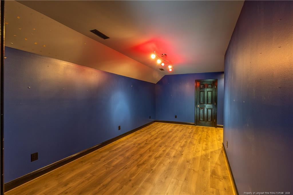 294 Pinecroft Drive Property Photo 28