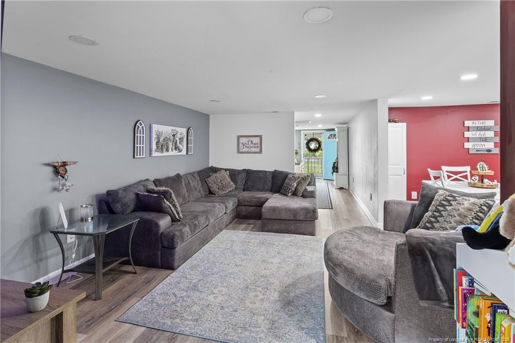 400 Anne Street Property Photo 16