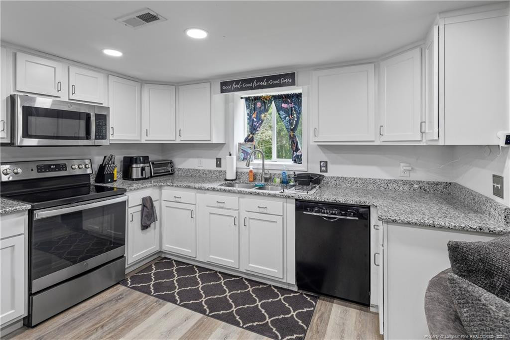 400 Anne Street Property Photo 20
