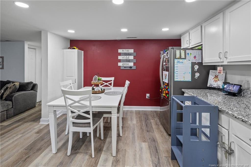 400 Anne Street Property Photo 23