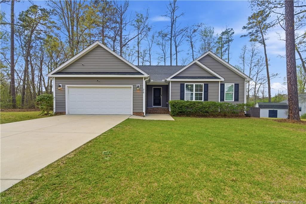 318 Coleridge Drive Property Photo 1