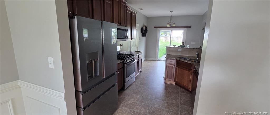 3424 Summer Cove Drive Property Photo 4