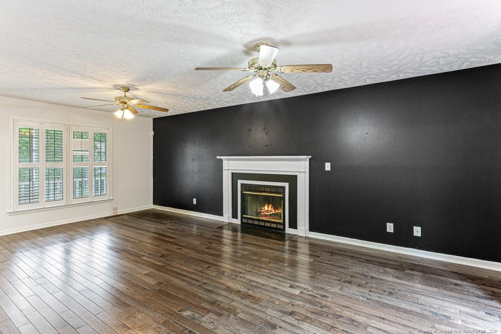 817 Larkspur Drive Property Photo 16
