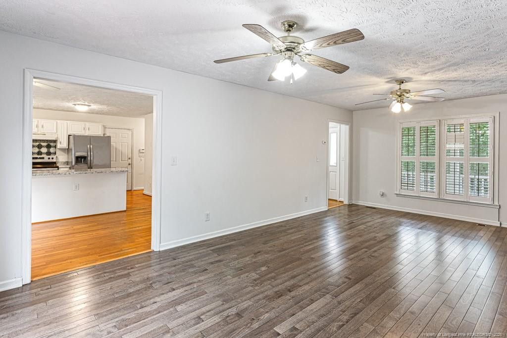 817 Larkspur Drive Property Photo 17