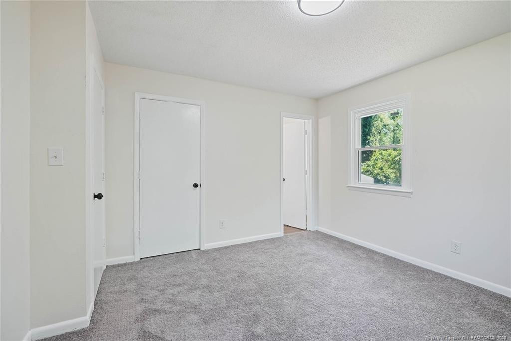 941 Louise Circle Property Photo 17