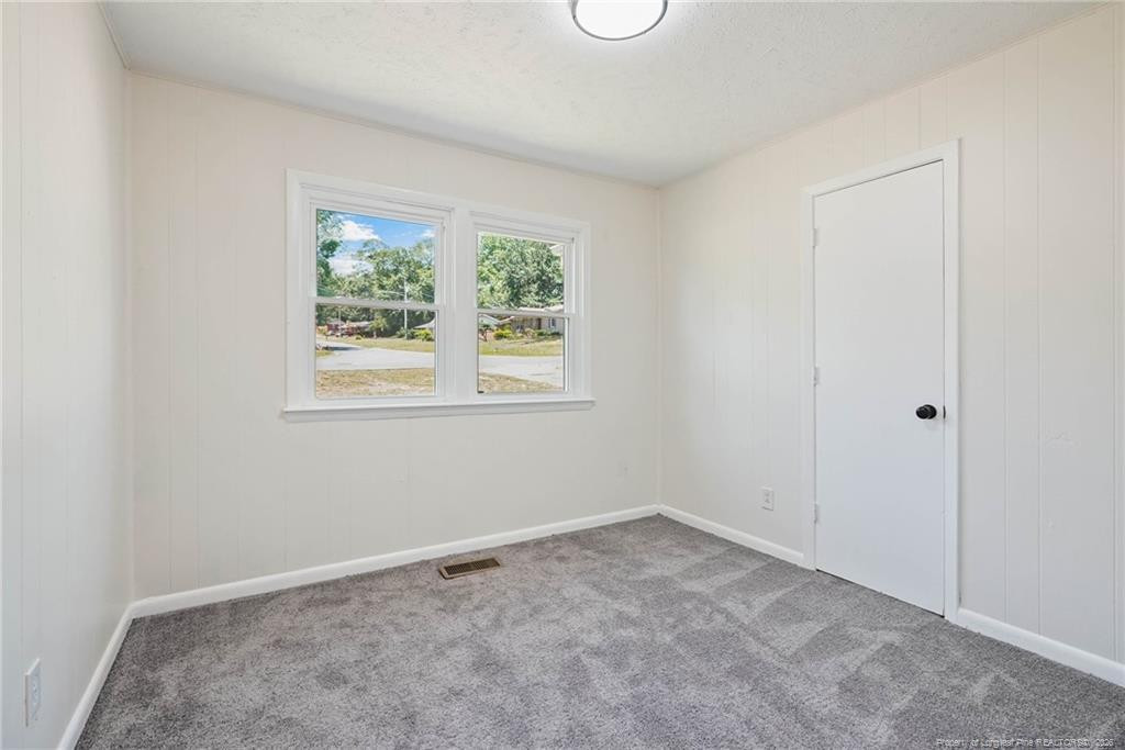 941 Louise Circle Property Photo 18