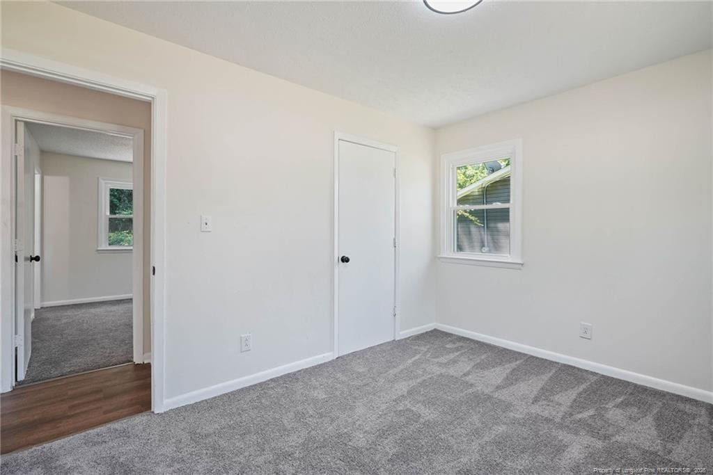 941 Louise Circle Property Photo 21